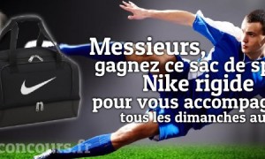 Sac de sport Nike rigide en jeu